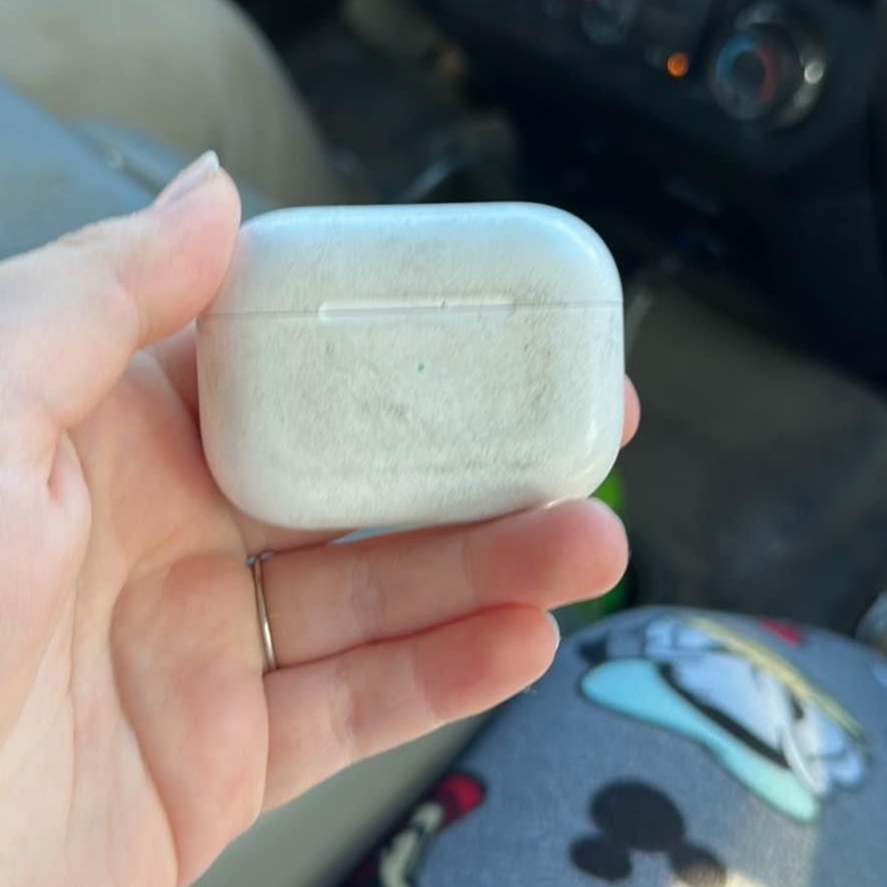 Apple air pods